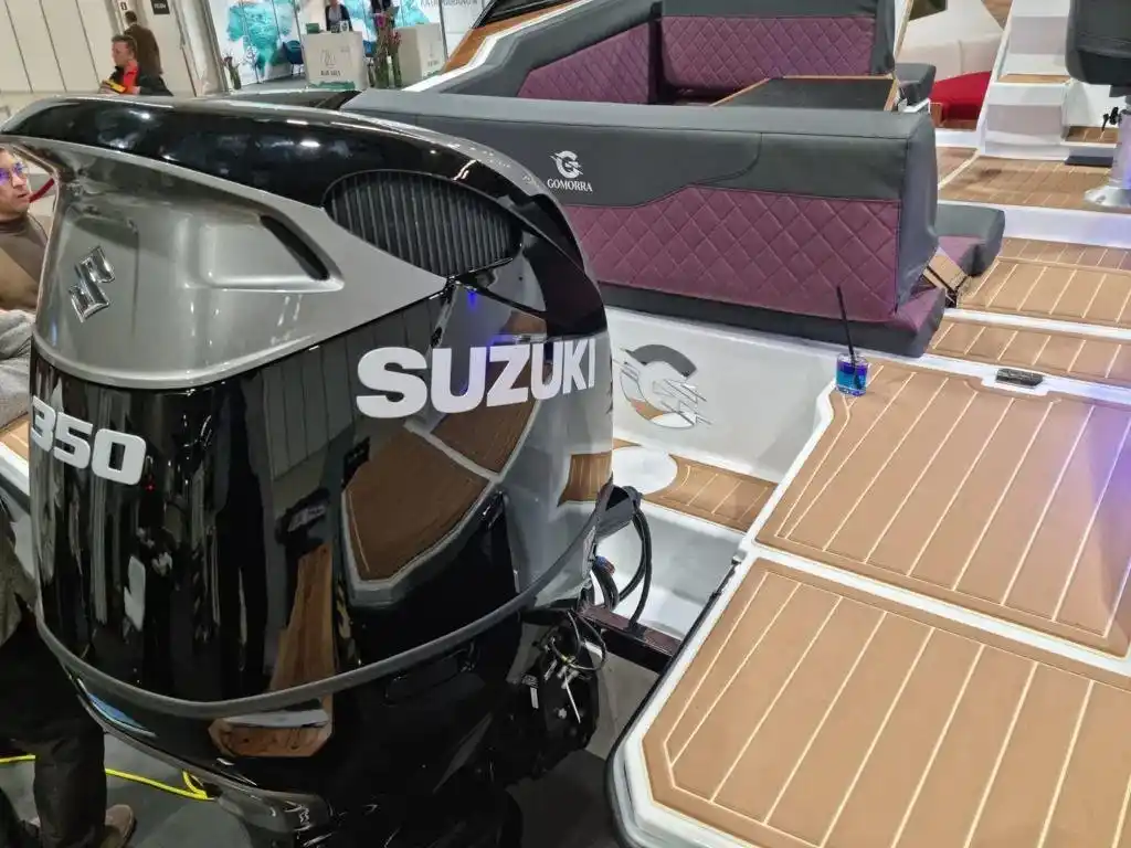 Motorboot IMPOL Yacht & Bootshandel Stillo 8.0
