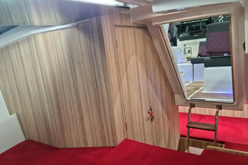 Motorboot IMPOL Yacht & Bootshandel Stillo 8.0