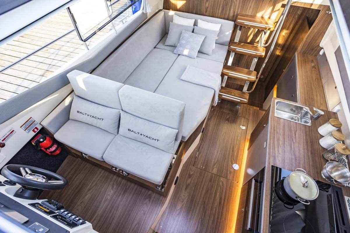 Motorboot Balt 37 Grand