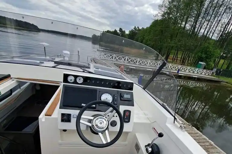 Motorboot IMPOL Yacht & Bootshandel Balt 37 Grand
