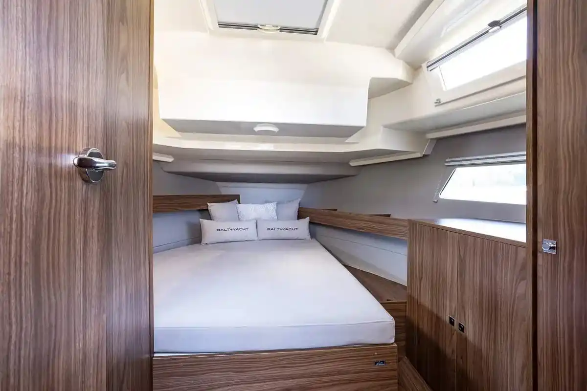 Motorboot IMPOL Yacht & Bootshandel Balt 37 Grand