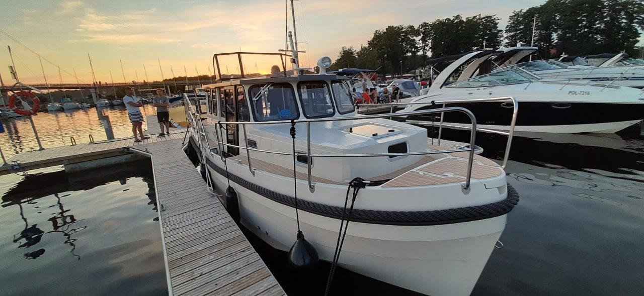 Motorboot IMPOL Marim 808