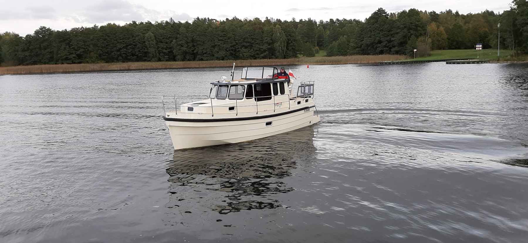 Motorboot IMPOL Marim 808