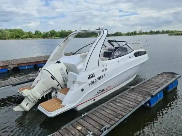 Motorboot Stillo 24
