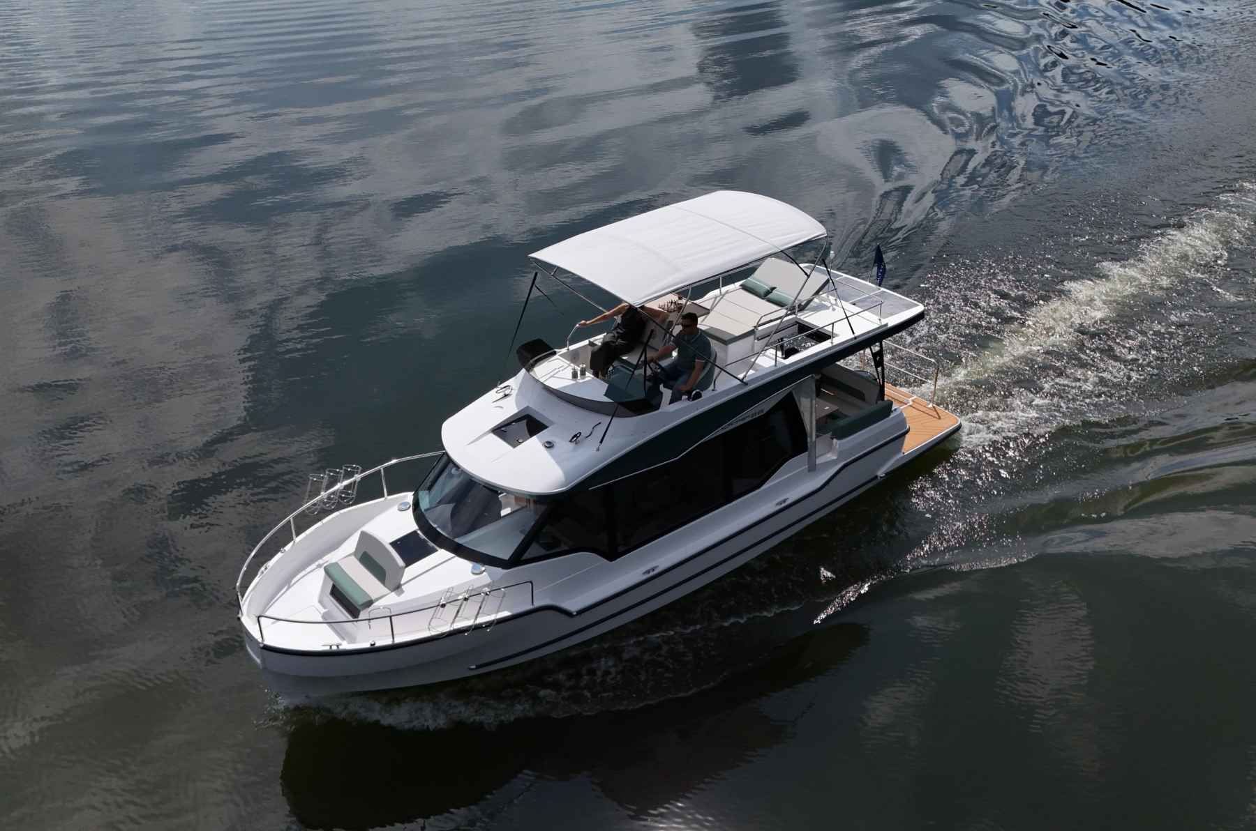 Motorboot IMPOL Yacht & Bootshandel SunCamper 36