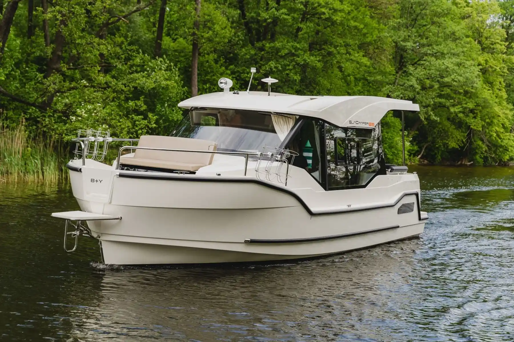 Motorboot IMPOL Yacht & Bootshandel SunCamper 29