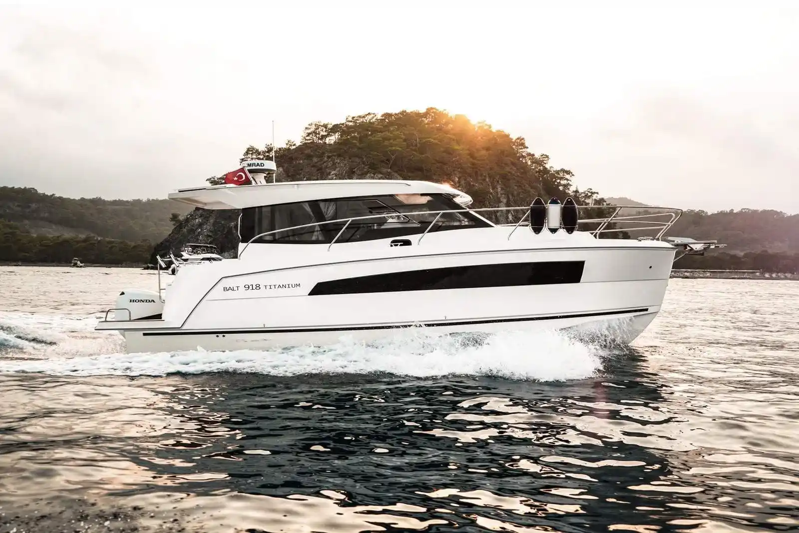 Motorboot IMPOL Yacht & Bootshandel BALT 818, BALT 918, BALT 1018, Marim 755, Marim 33, Marim 808, Suncamper 29, Suncamper 31, Suncamper