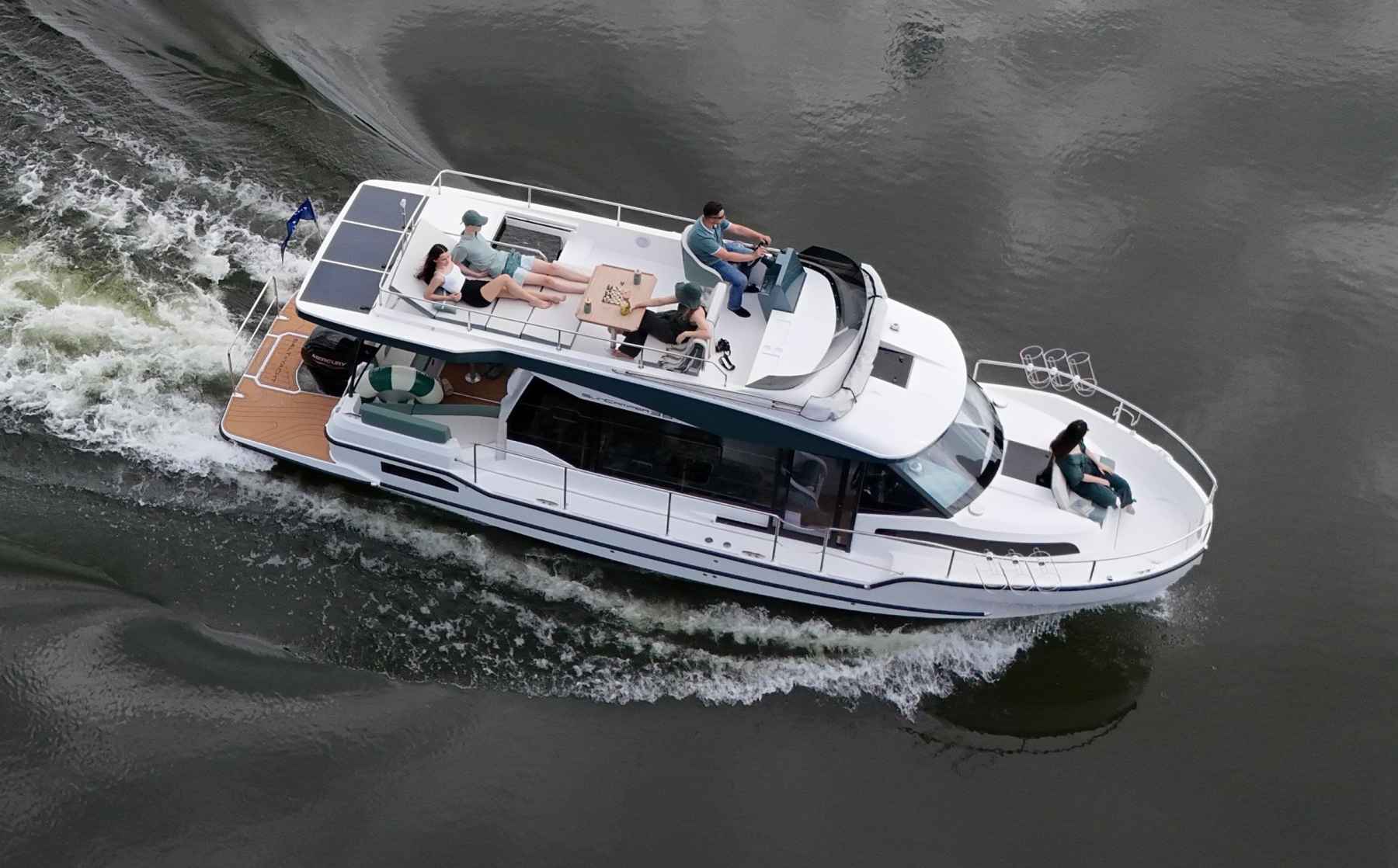 Motorboot IMPOL Yacht & Bootshandel SunCamper 36
