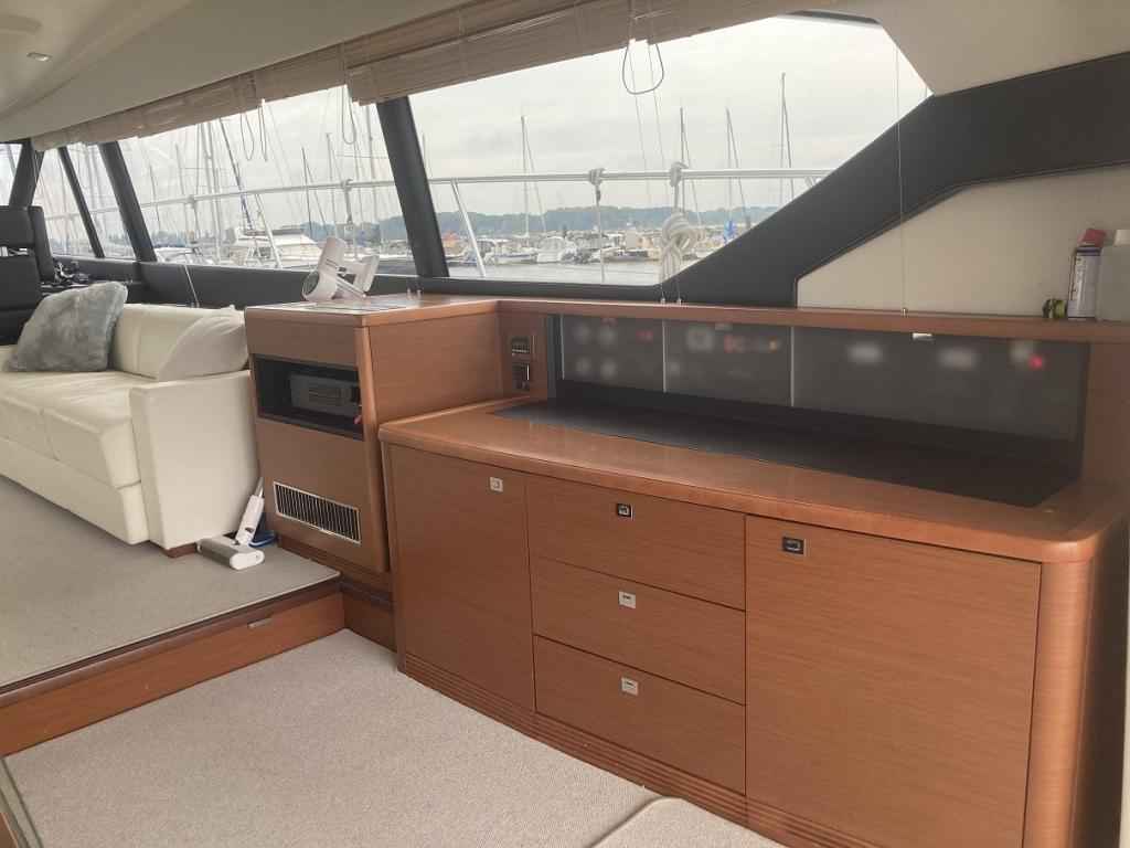 Motorboot Prestige 620 S (SportFly)