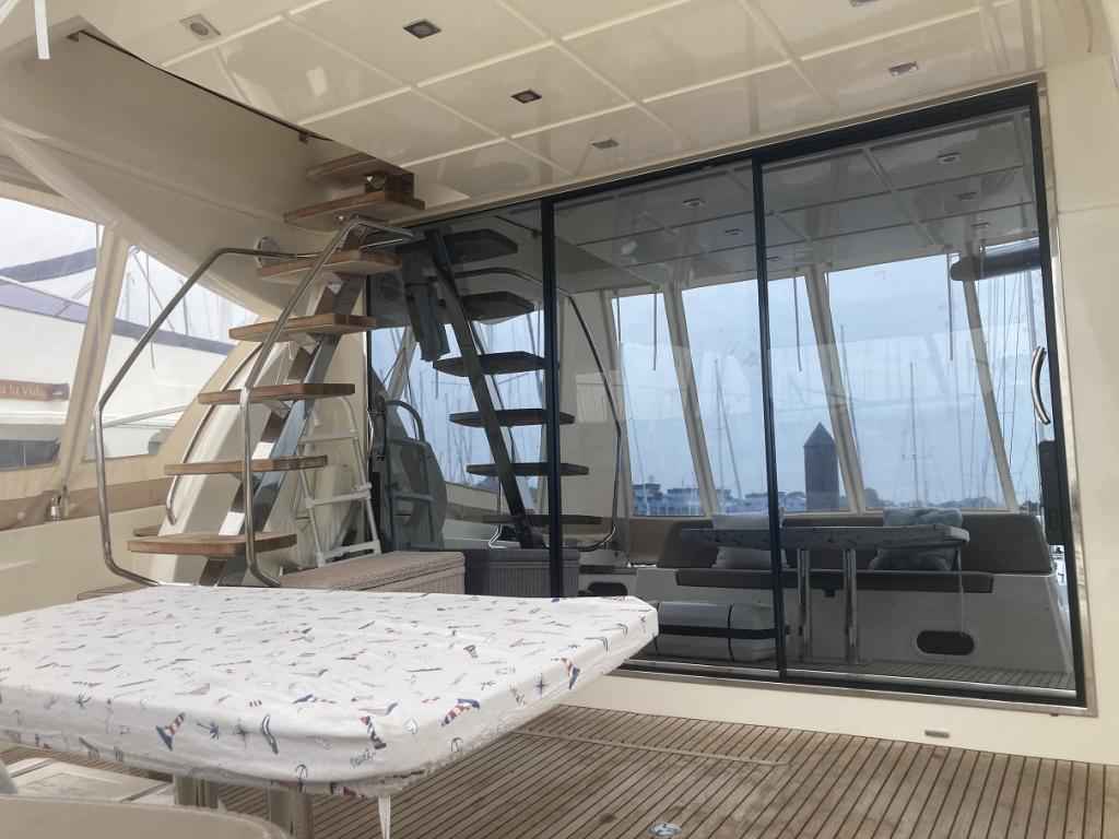 Motorboot Prestige 620 S (SportFly)