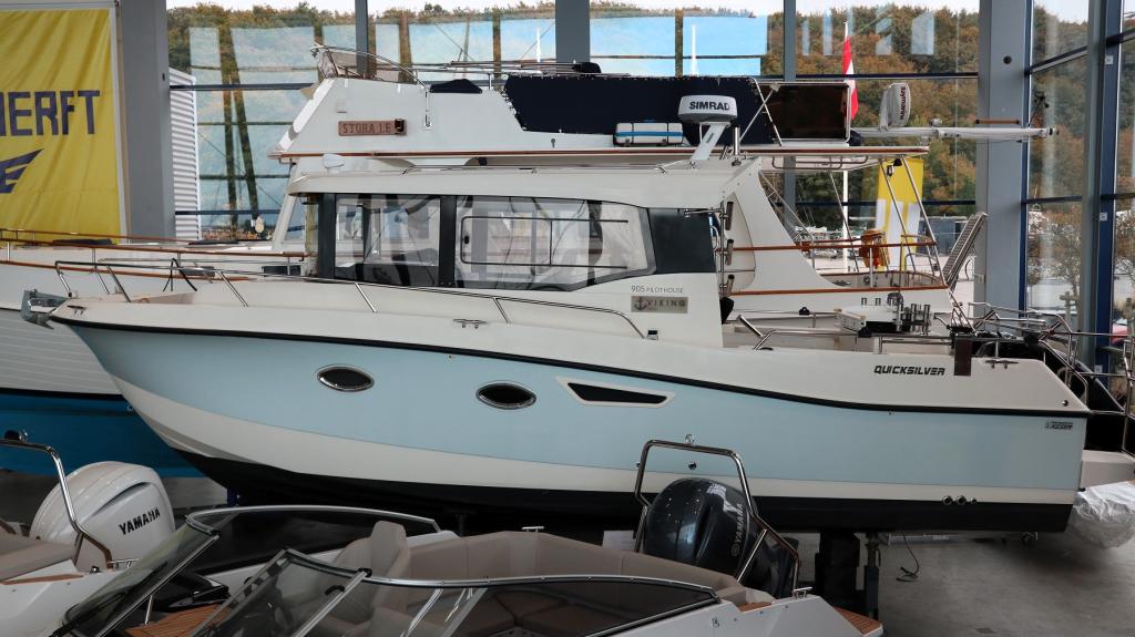 Motorboot Quicksilver 905 Pilothouse