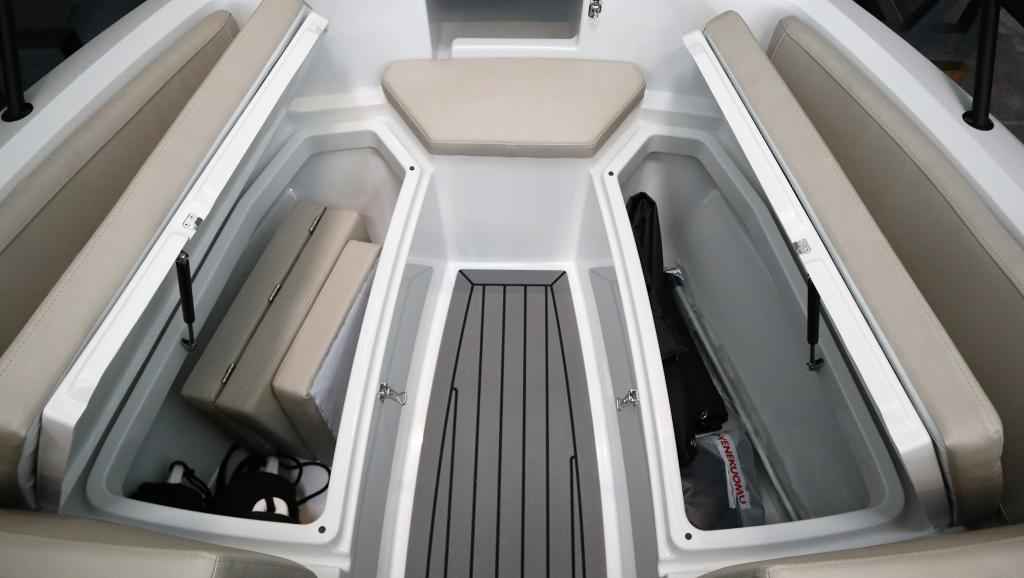 Motorboot Finnmaster R6