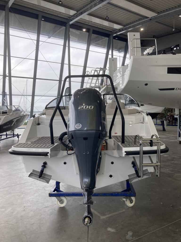 Motorboot Finnmaster R6
