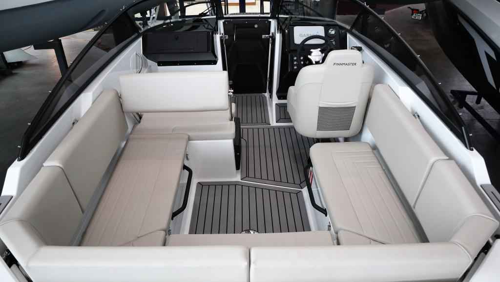 Motorboot Finnmaster R6
