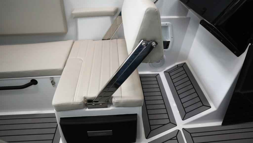Motorboot Finnmaster R6