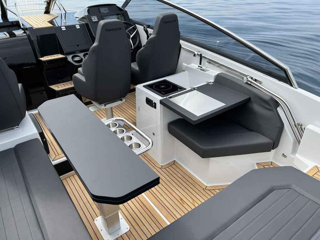 Motorboot Finnmaster T8