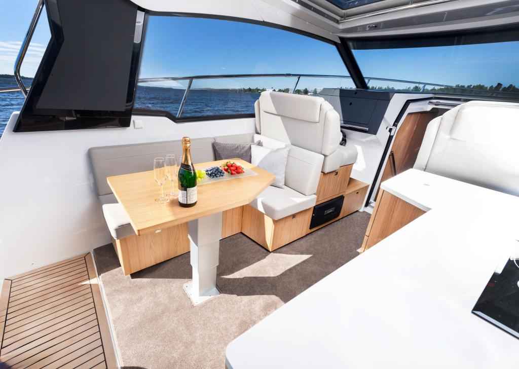 Motorboot Grandezza 30 OB OUTBOARD