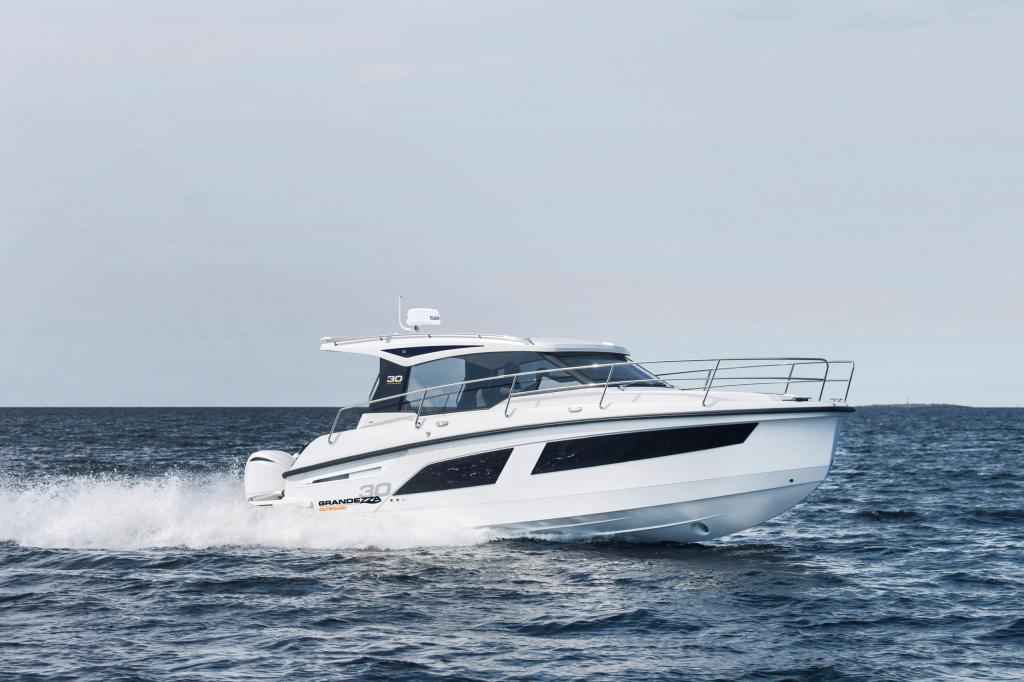 Motorboot Grandezza 30 OB OUTBOARD