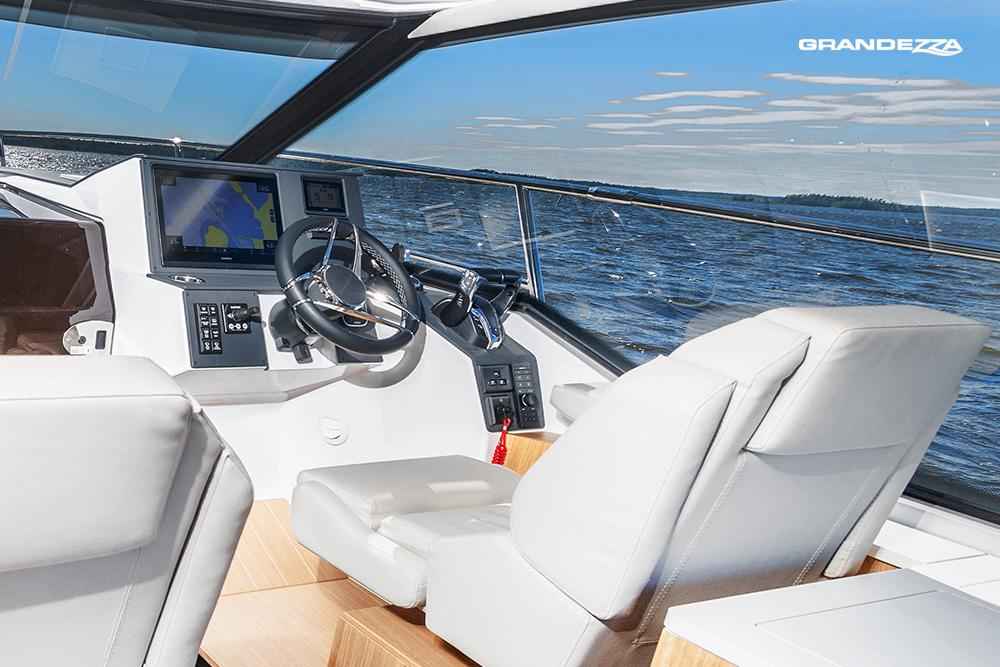 Motorboot Grandezza 30 OB OUTBOARD