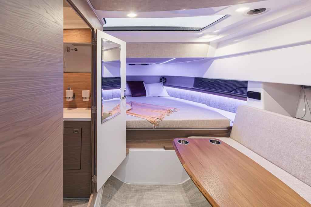 Motorboot Quarken 35 Cabin Tourer