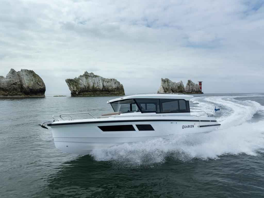 Motorboot Quarken 35 Cabin Tourer