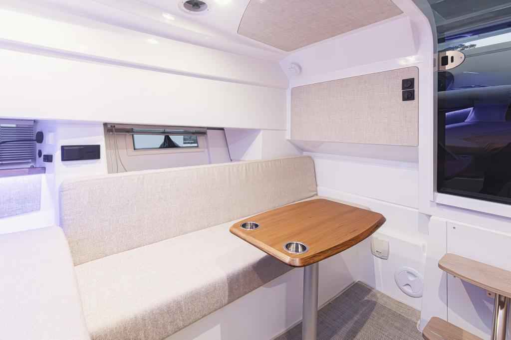 Motorboot Quarken 35 Sport Tourer