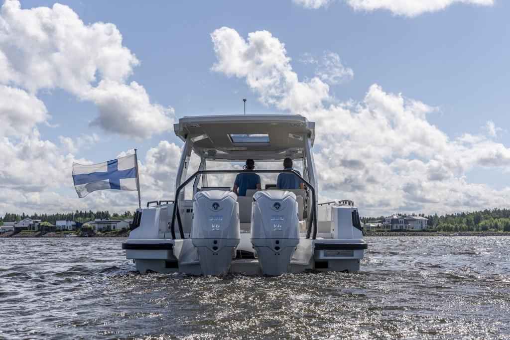 Motorboot Quarken 35 Sport Tourer