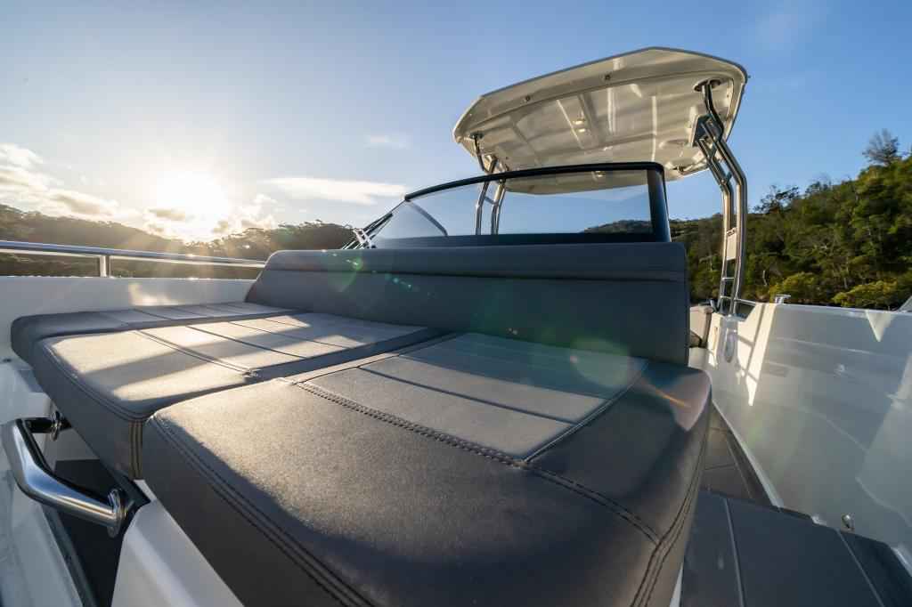 Motorboot Quarken 27 T-Top