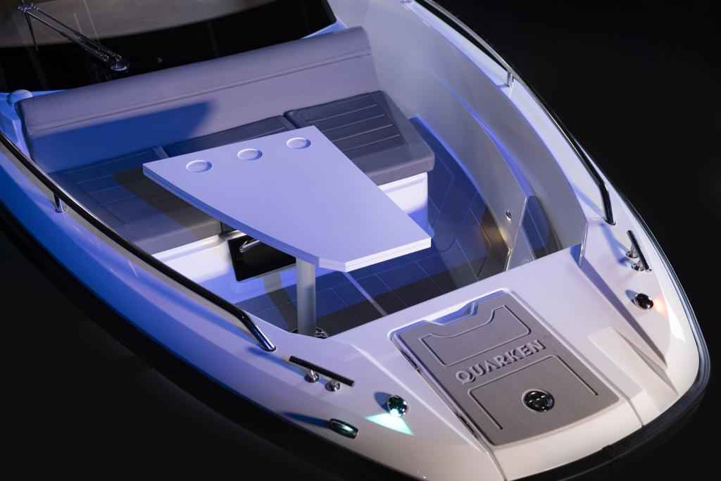 Motorboot Quarken 27 T-Top