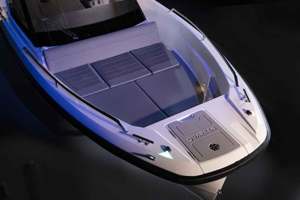 Motorboot Quarken 27 T-Top