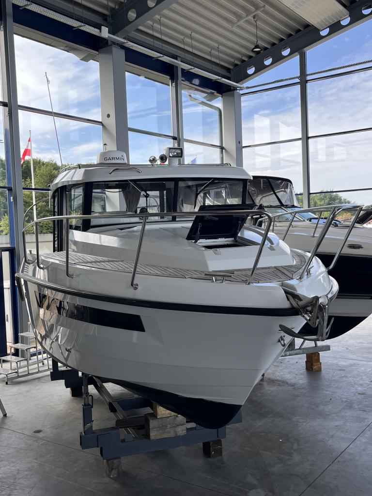Motorboot Finnmaster P8 (PILOT 8)