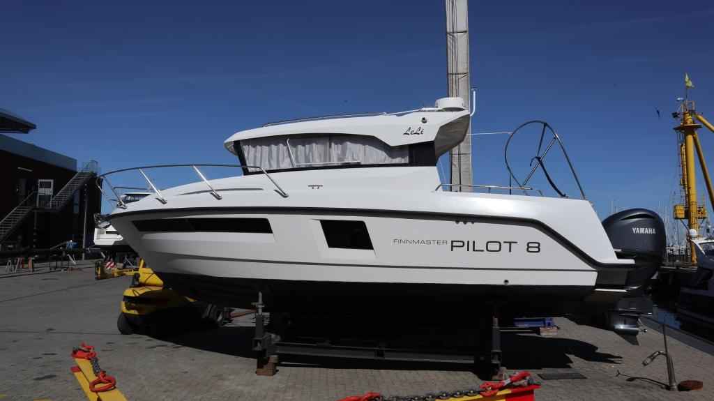 Motorboot Finnmaster PILOT 8