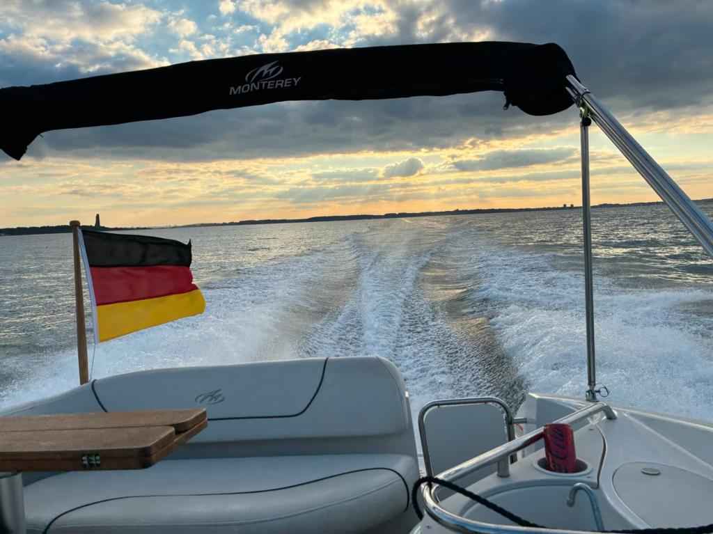 Motorboot Monterey 250 CR