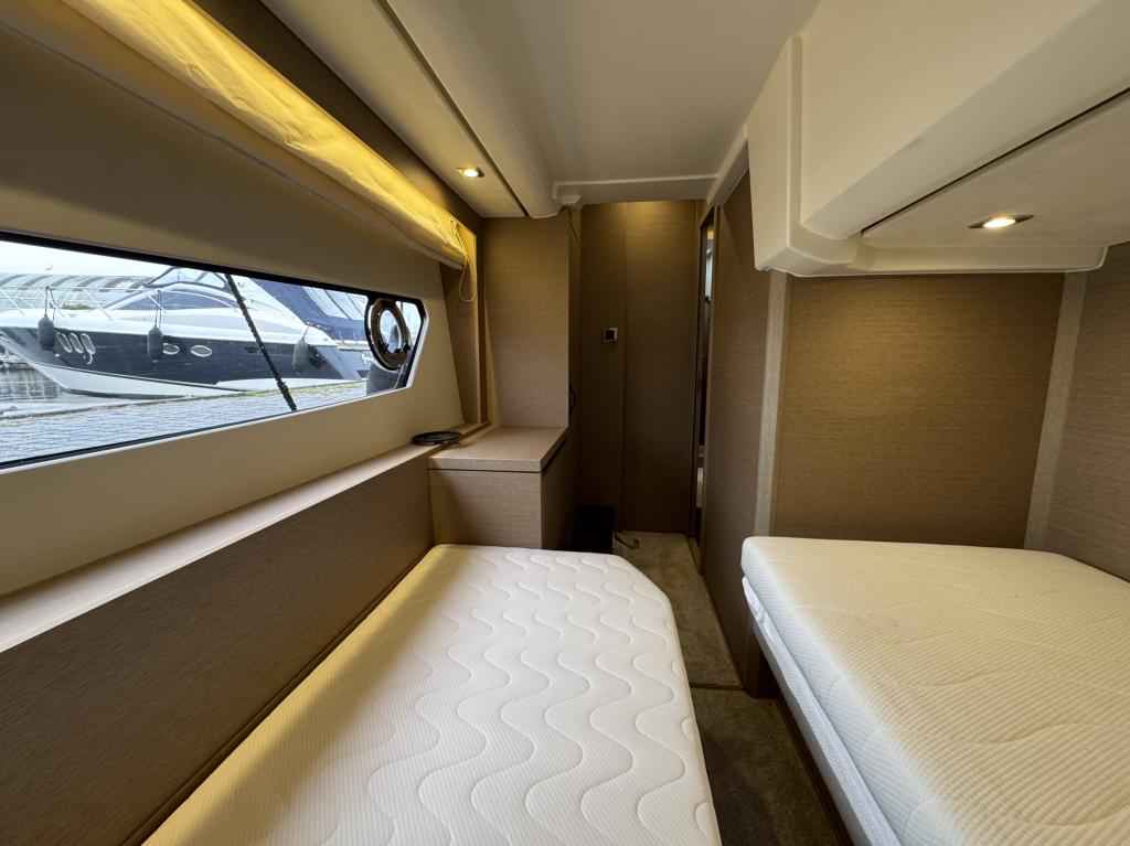 Motorboot Prestige 460 FLY