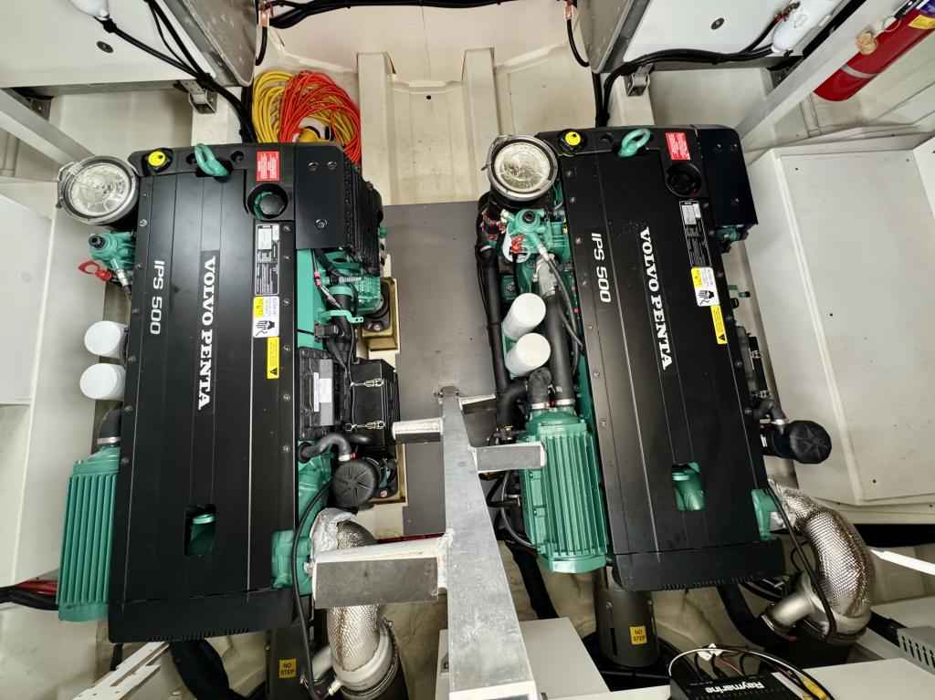 Motorboot Prestige 460 FLY
