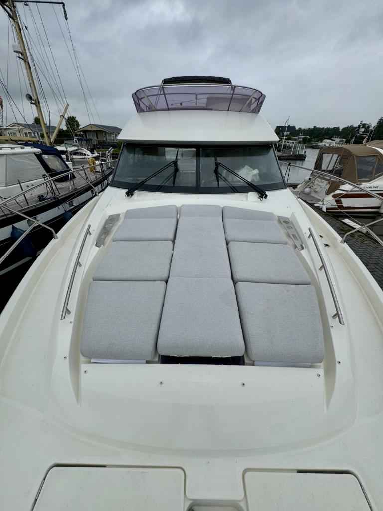 Motorboot Prestige 460 FLY