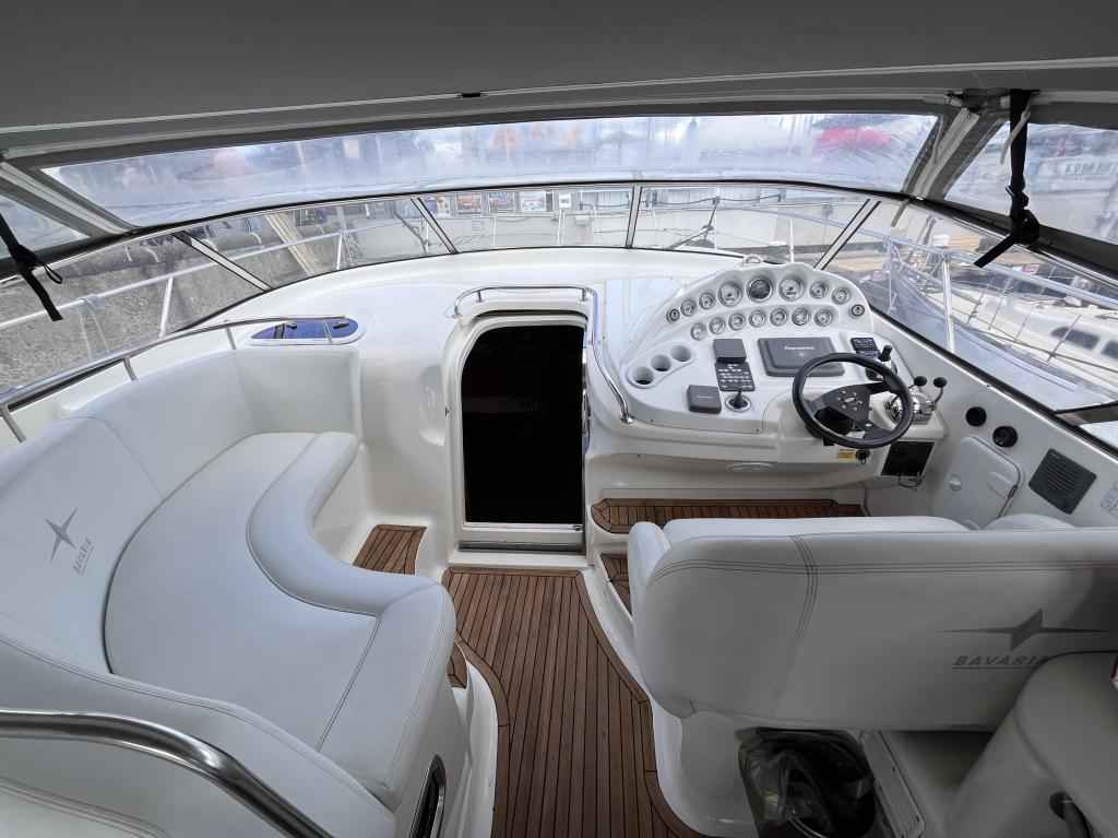 Motorboot Bavaria 42 Sport