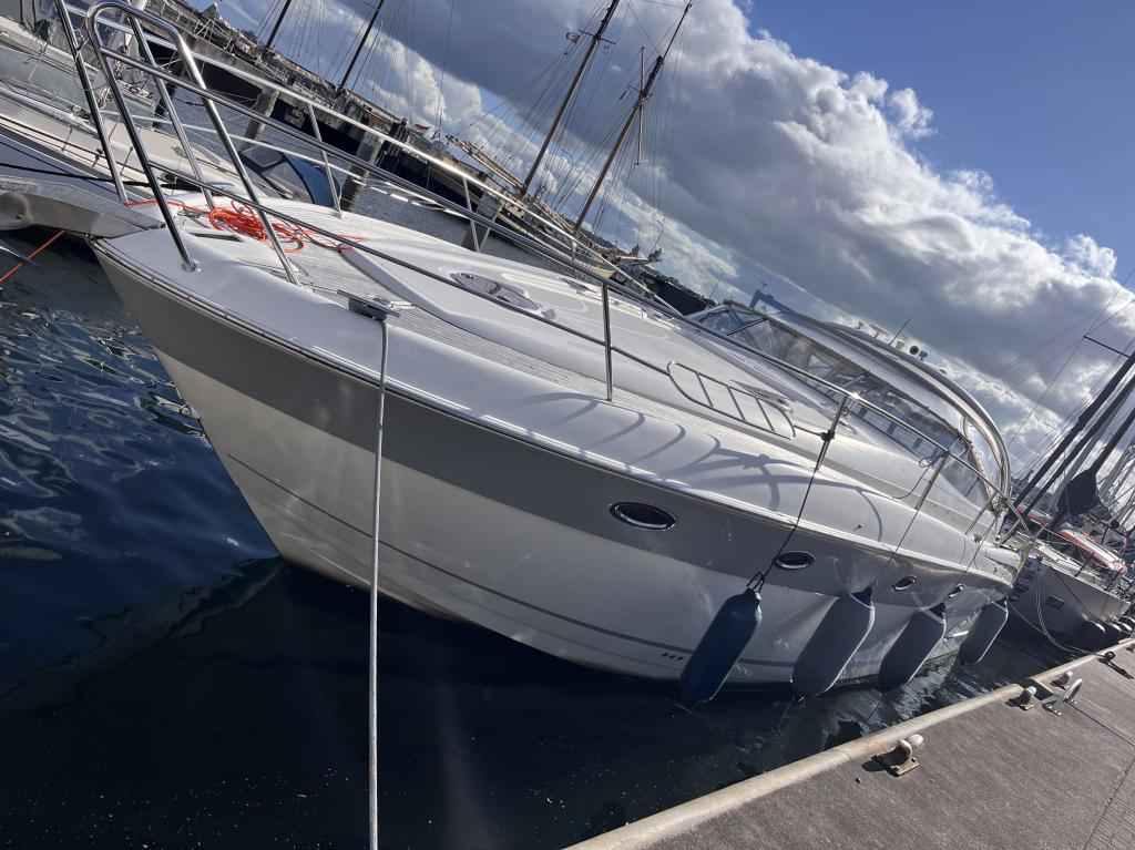 Motorboot Bavaria 42 Sport