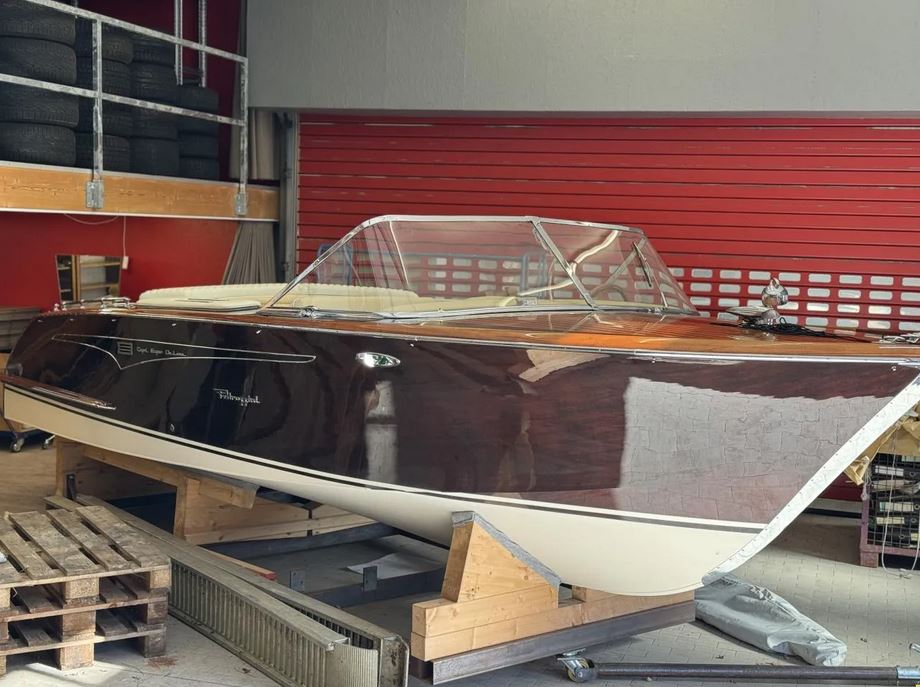 Motorboot Pedrazzini Capri Super DeLuxe