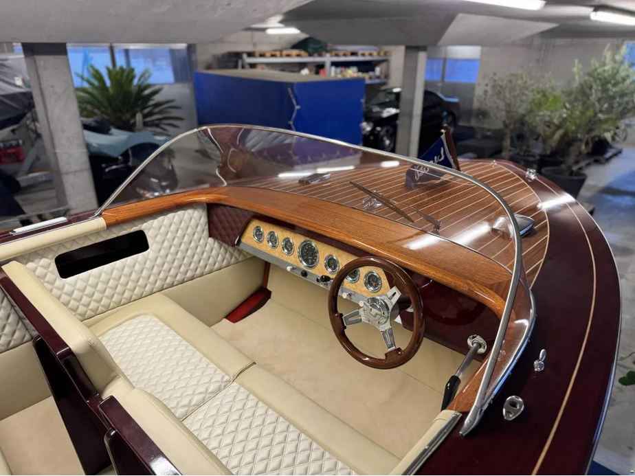 Motorboot Boesch 580 Sport Spezial