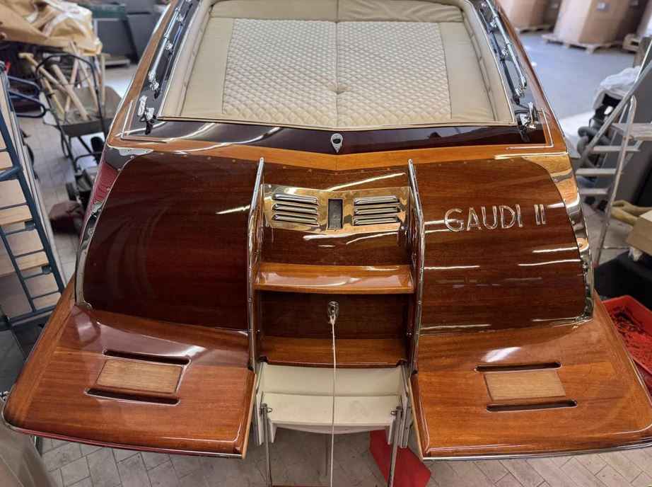 Motorboot Pedrazzini Capri Super Deluxe