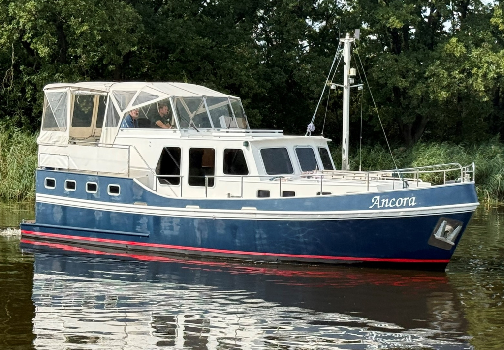 Motorboot Iveco Ankertrawler 1150