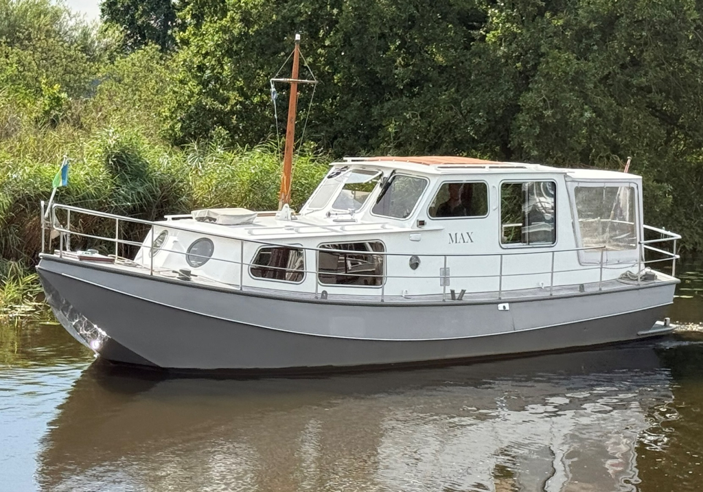 Motorboot Tukkervlet Salon