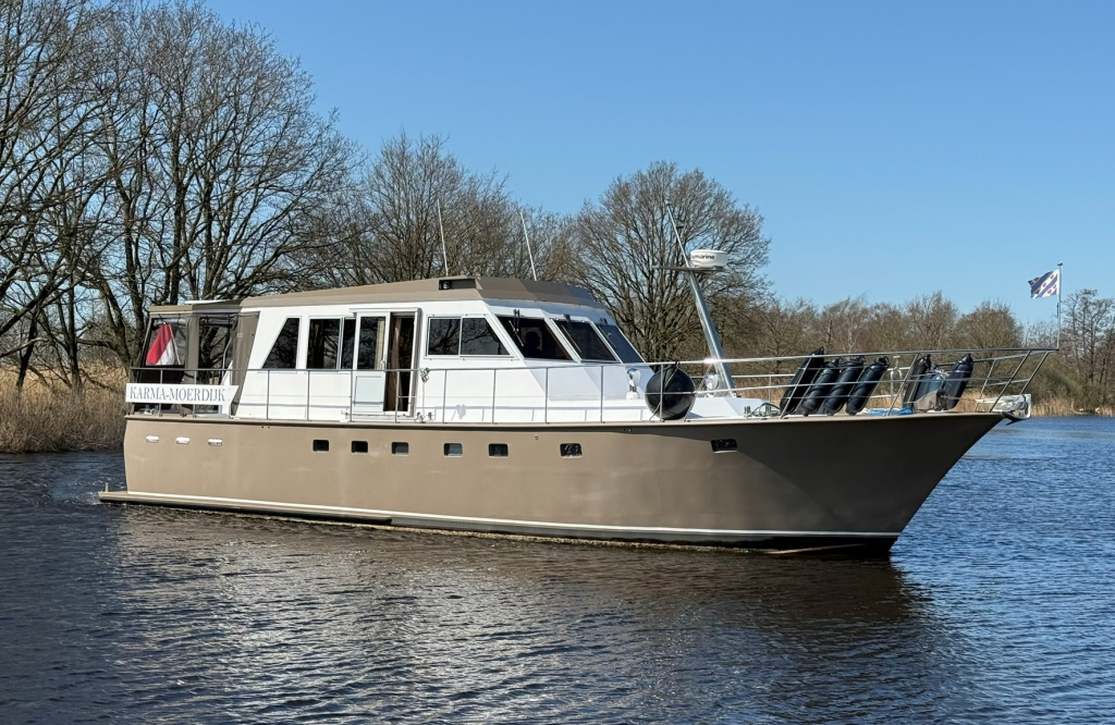 Motorboot Super Dart 50