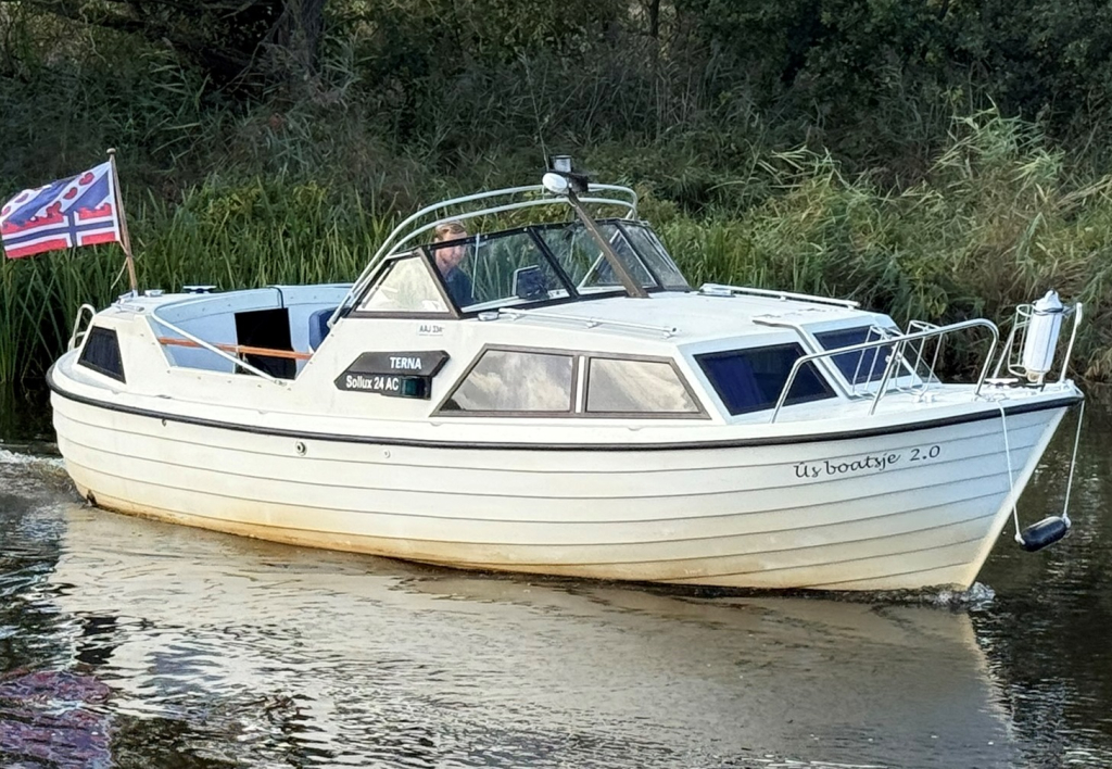 Motorboot Sollux 24 AC