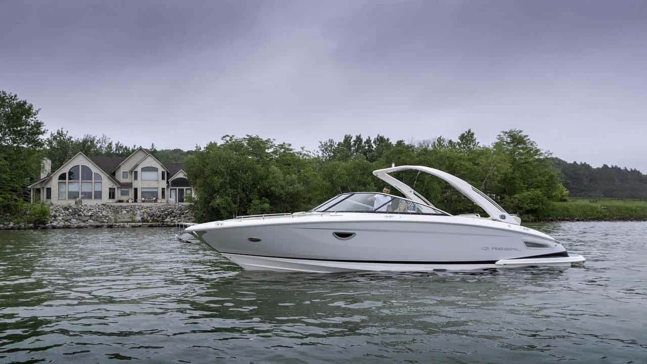 Motorboot REGAL 2800
