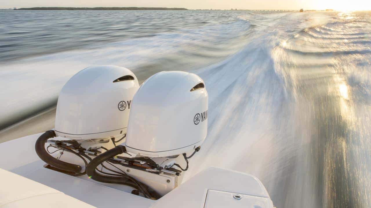 Motorboot REGAL 29 OBX