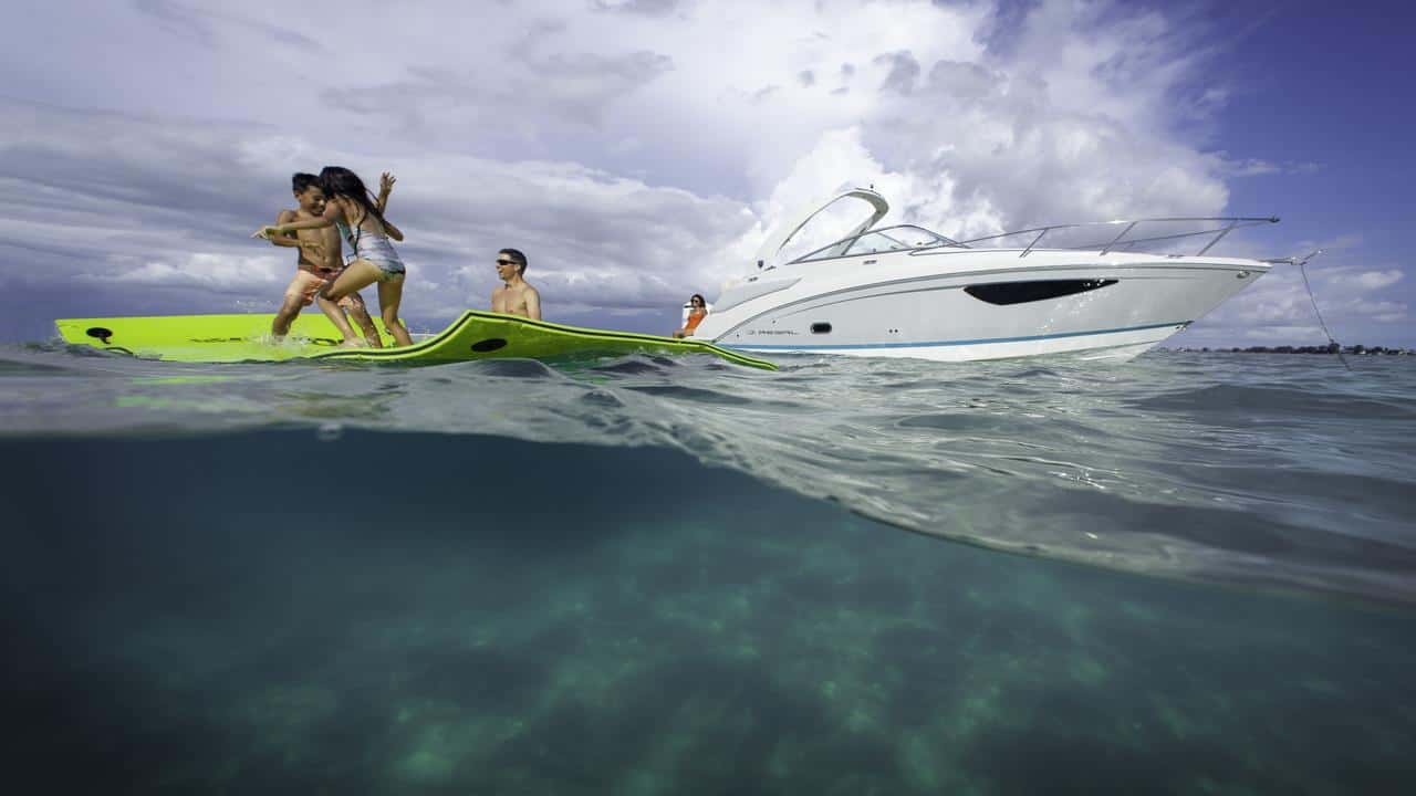 Motorboot REGAL 26 XO