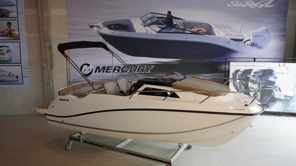 Motorboot Quicksilver Activ 555 Cabin