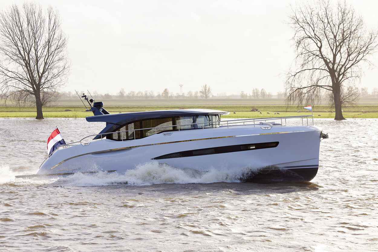 Motorboot Van den Hoven Voyager 50